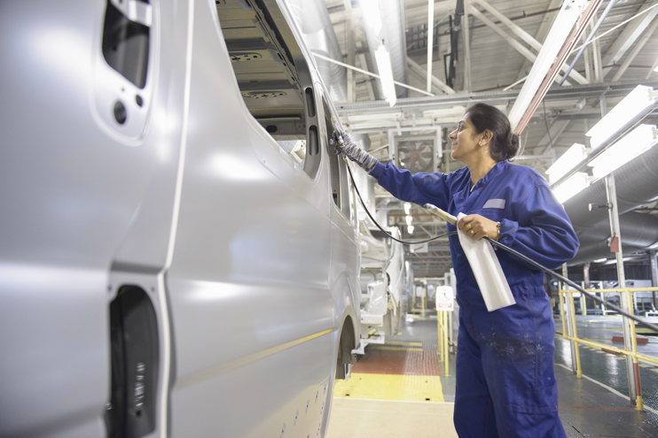 woman-engineer-car-2500.jpg